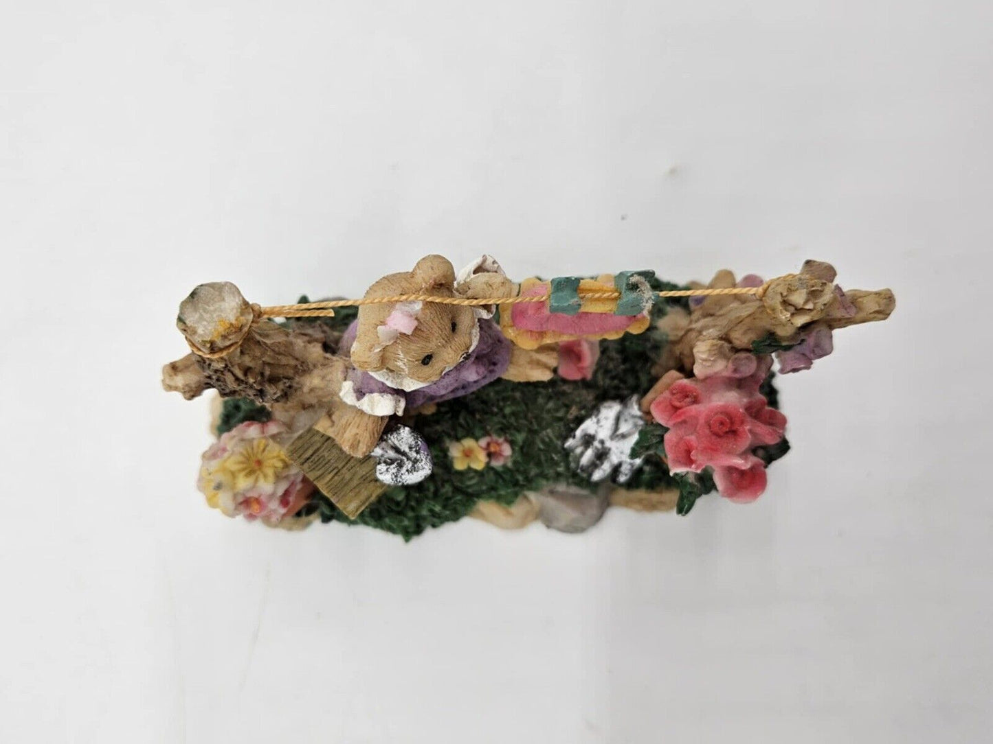 K’s Collection Vintage Ceramic Bear Laundry Figurine