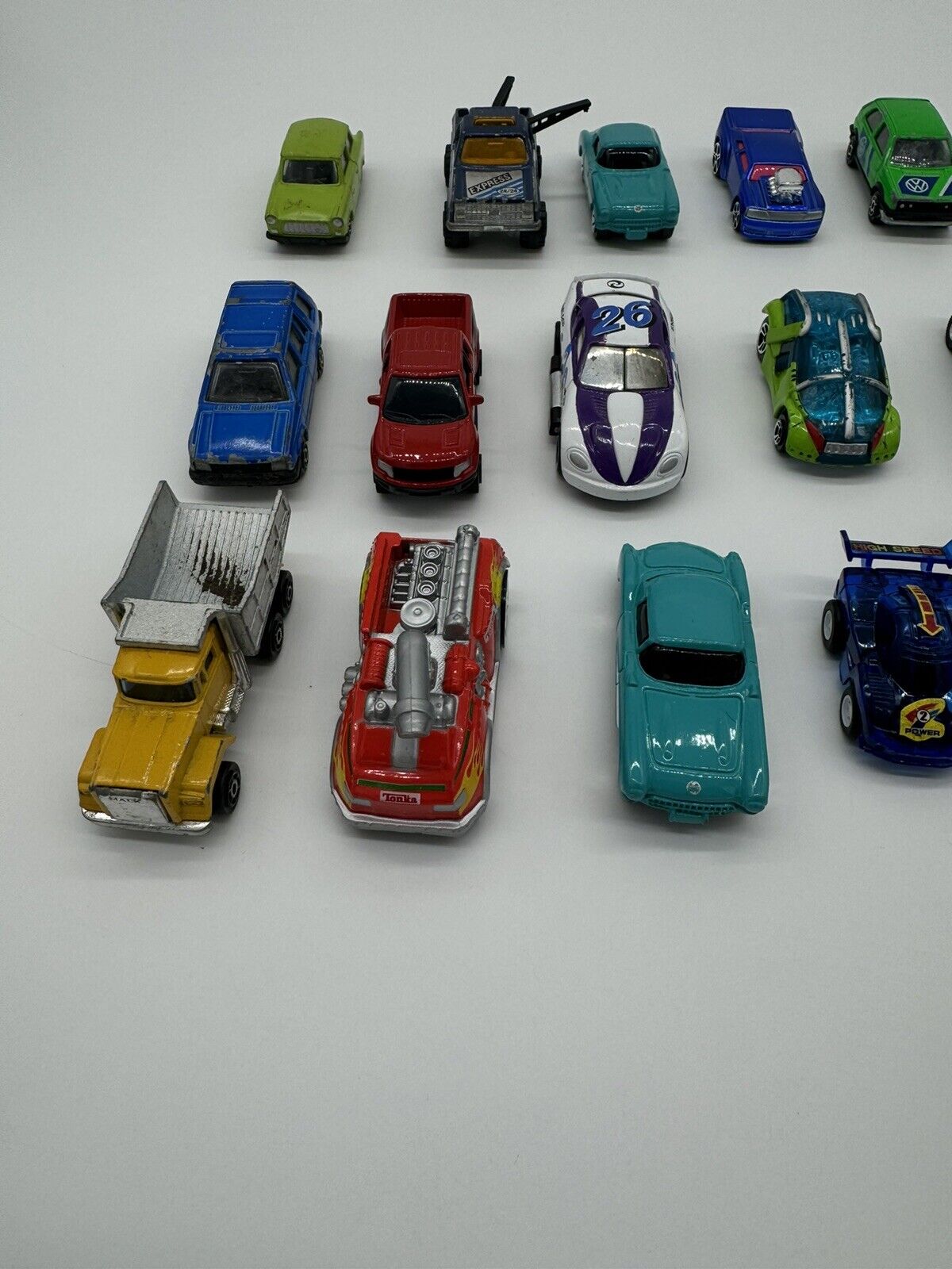 Lot of 21 Vintage Maisto Diecast Toy Cars