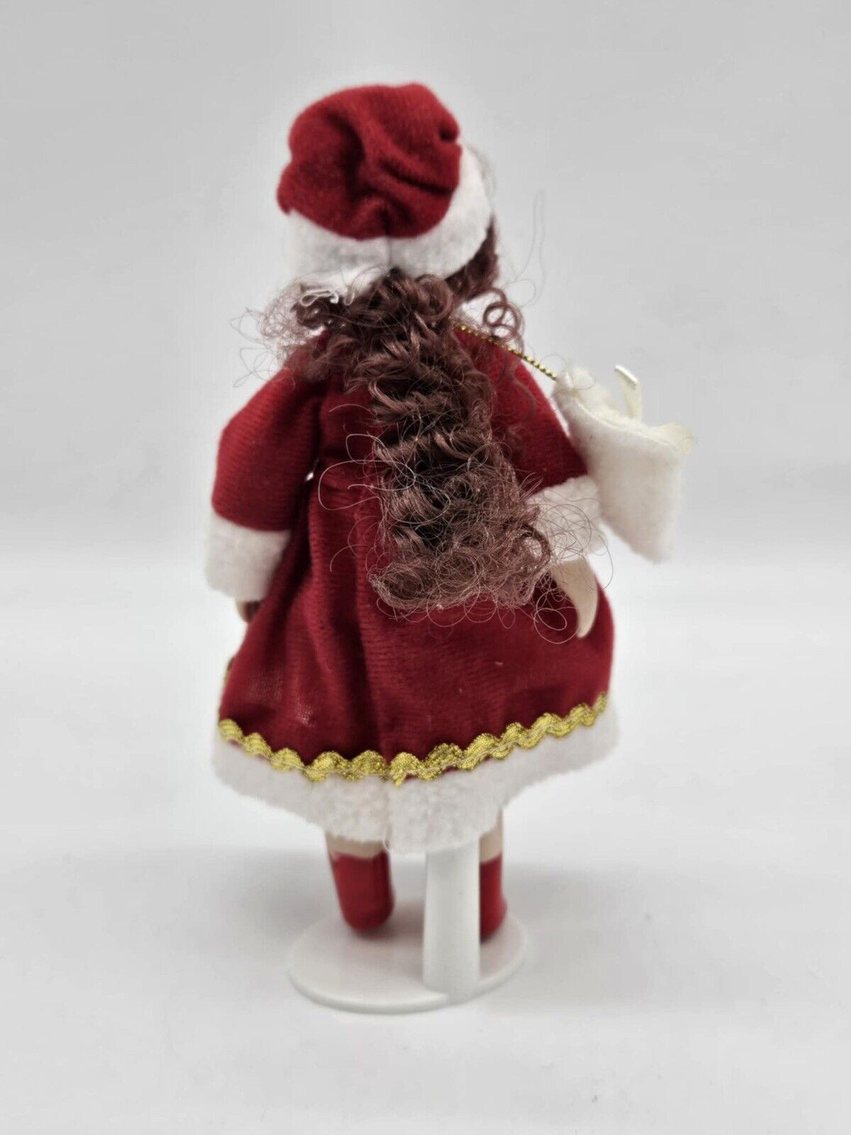 Belinda Agnes Christmas Collection Porcelain Doll BRUNETTE AUBURN HAIR STAND 7"
