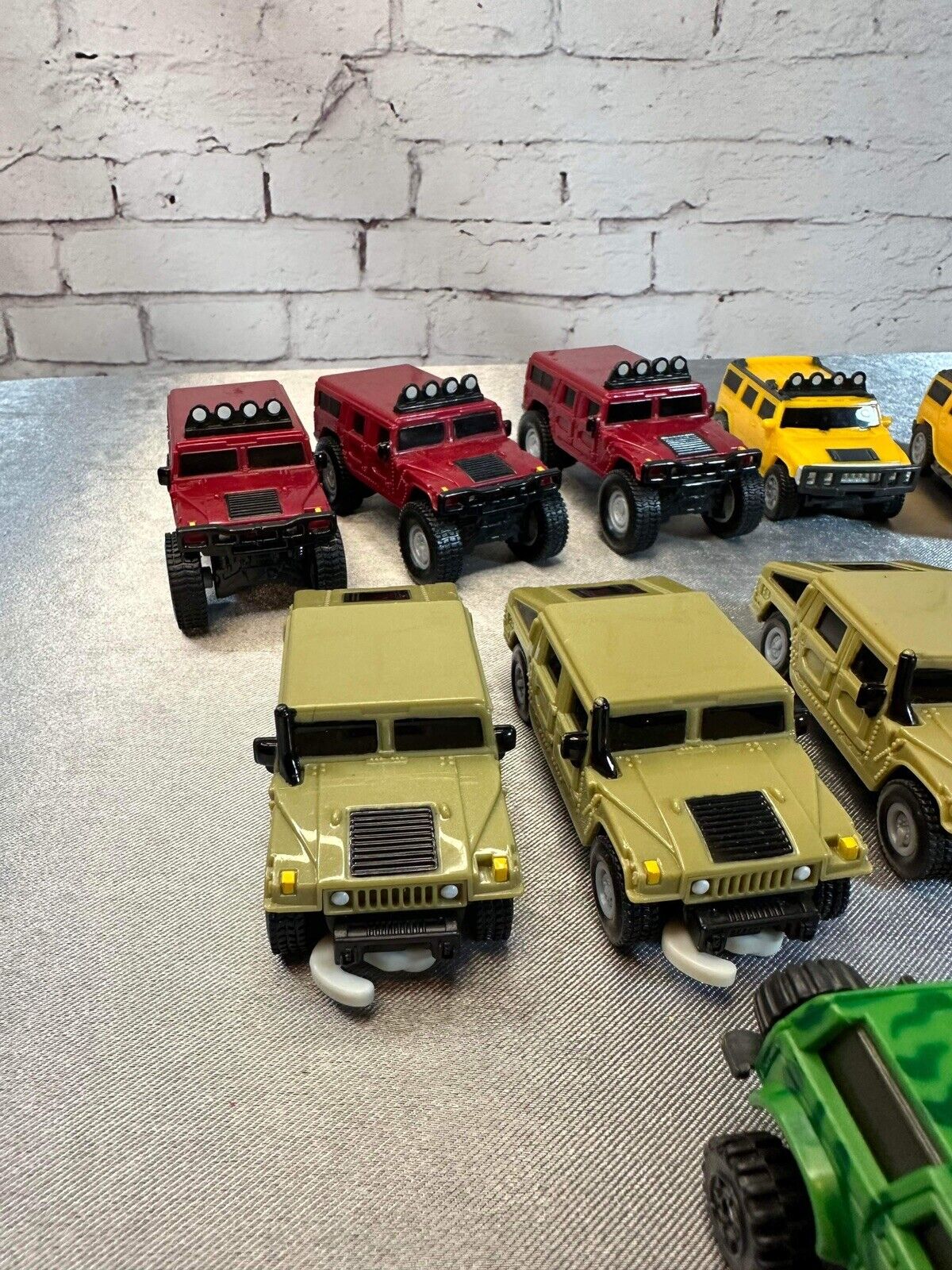 Lot Of 14 Vintage Toy Hummers