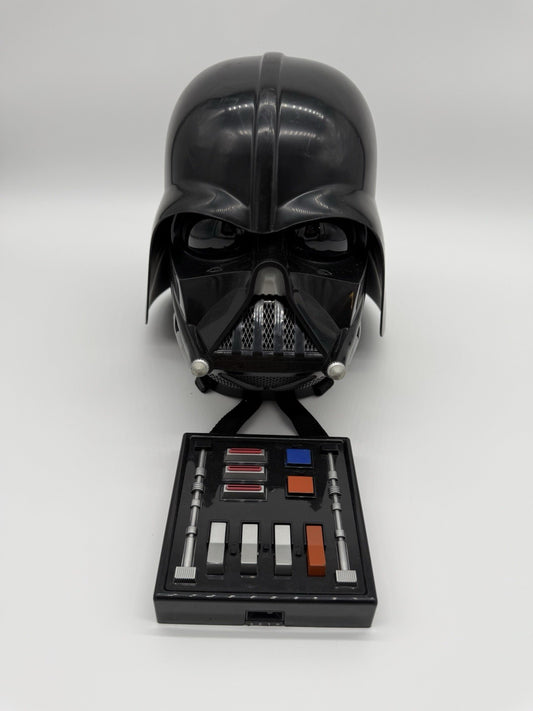 2004 Vintage Star Wars Lucas Film Darth Vader Voice Changer Helmet Mask WORKS