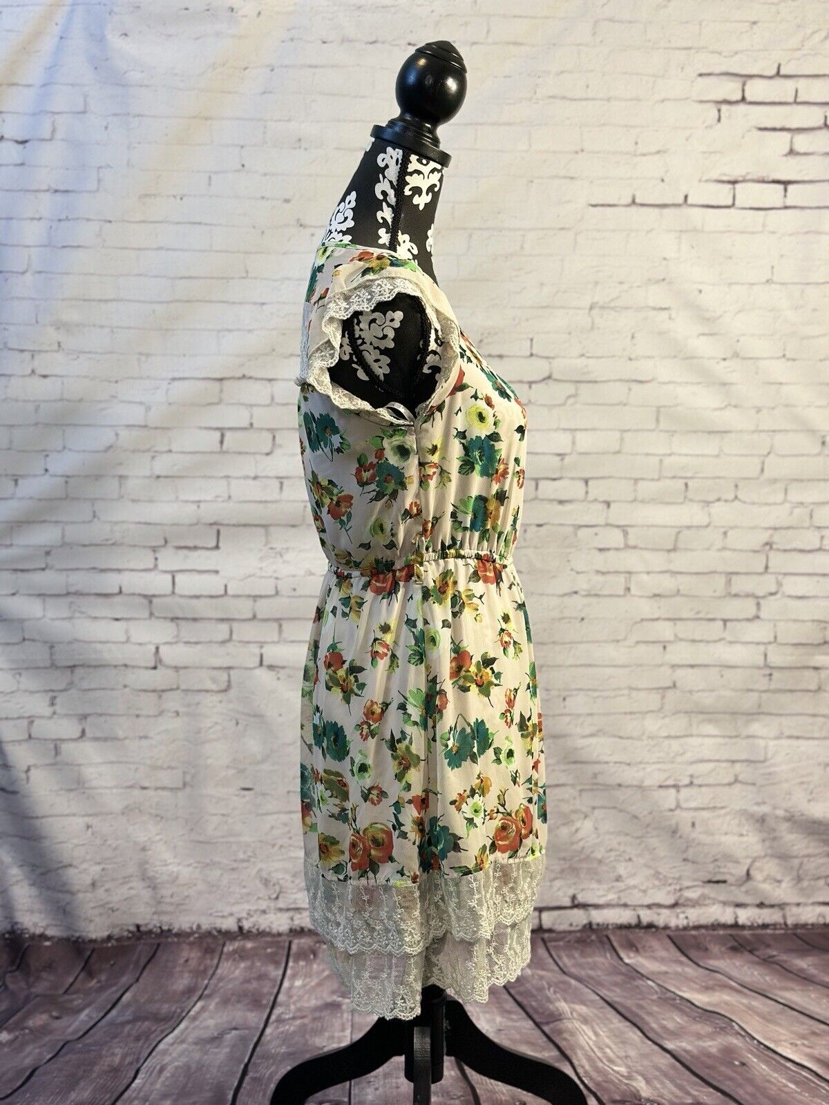 Floral Sleevless Dress Blu Pepper Sz Small