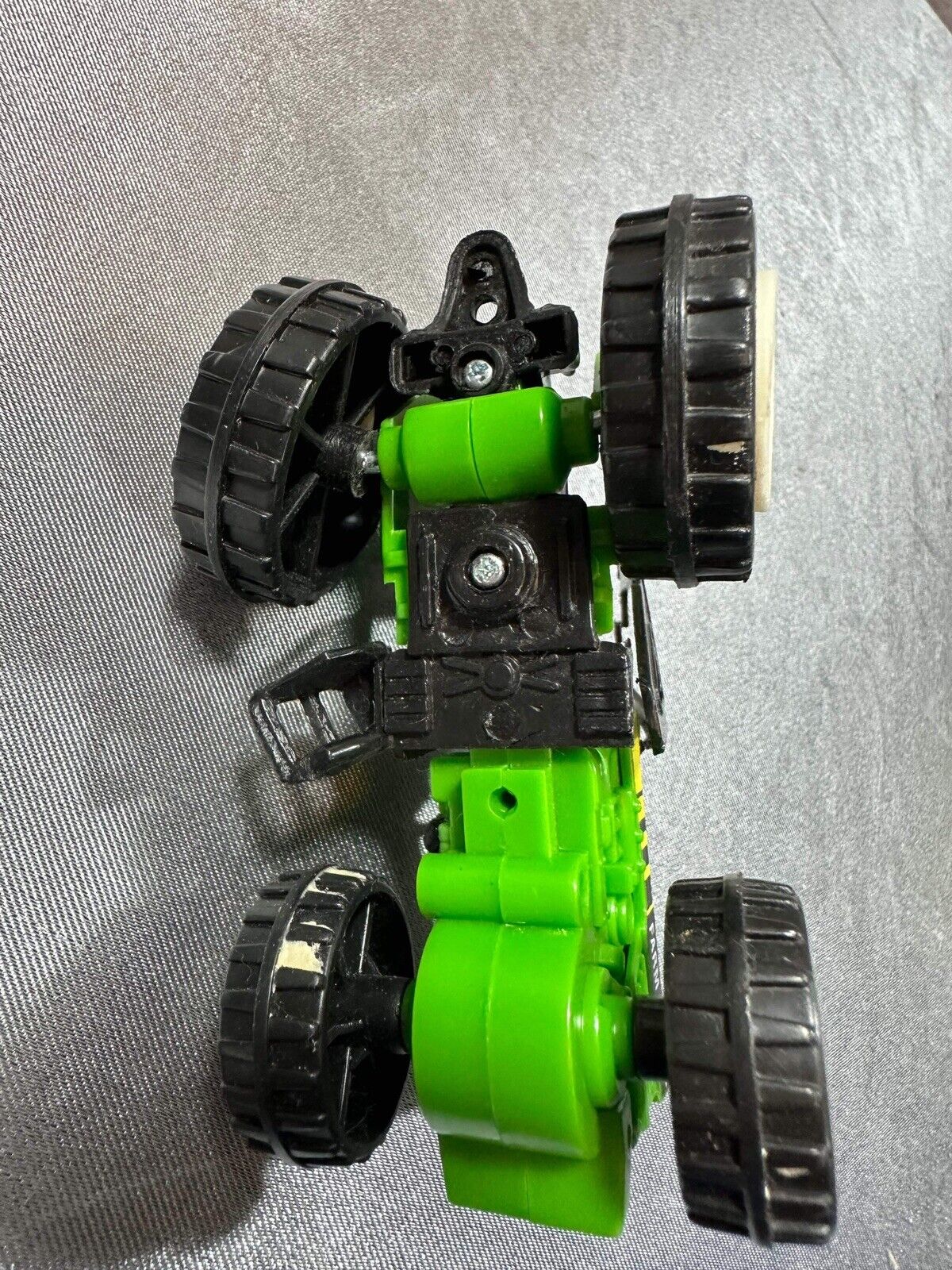 Vintage Farm Motor Tractor VTY 004
