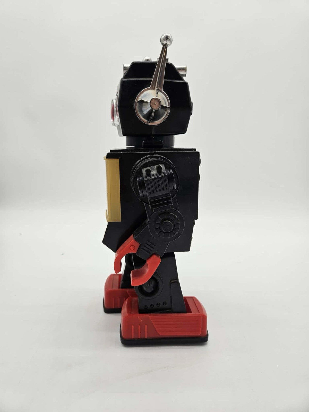 Vintage Sentinel Robot 13" Giant Walking Piston Action Robot 1980`s