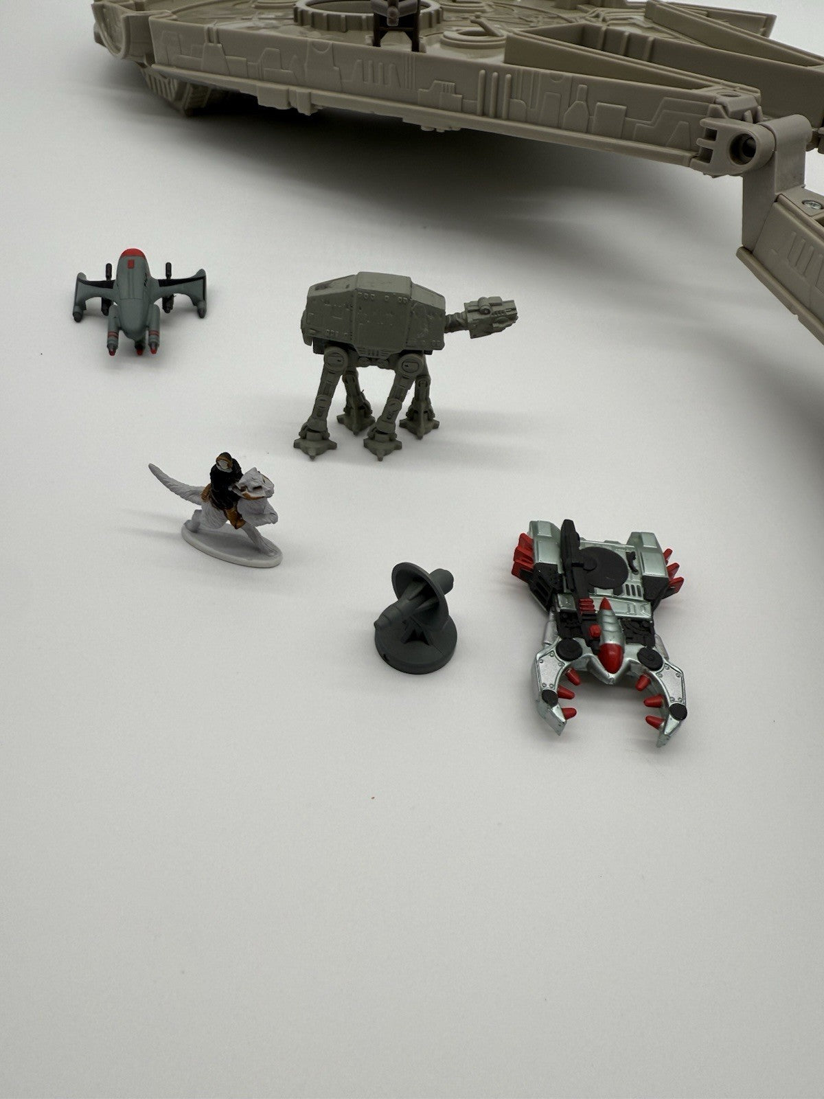 Micro Machines Star Wars Millennium Falcon Playset 1995 AT-AT, Tauntaun & More