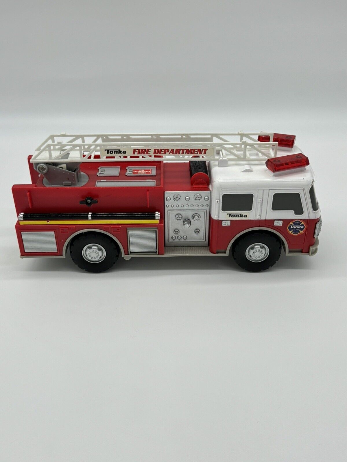 Tonka Lights and Sounds fire engine #06737. It works!