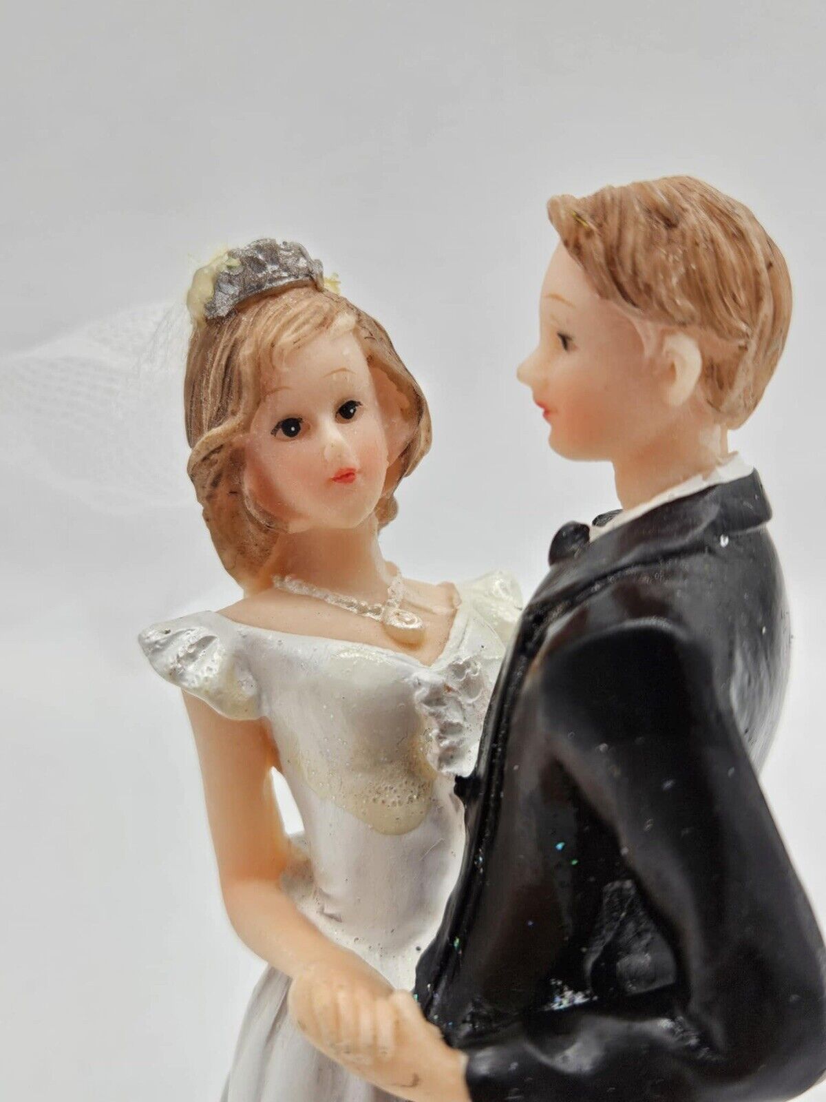 Vintage Romantic Groom Bride Resin Figurine Cake Topper Wedding