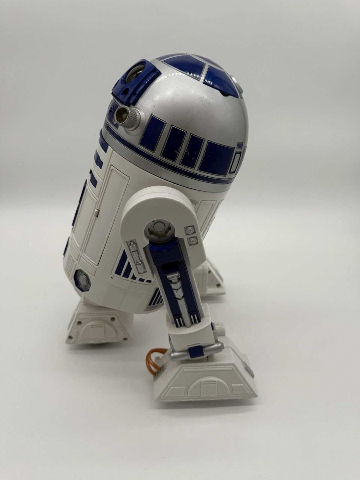 2002 Hasbro Voice Controlled Interactive R2-D2 Droid - Star Wars