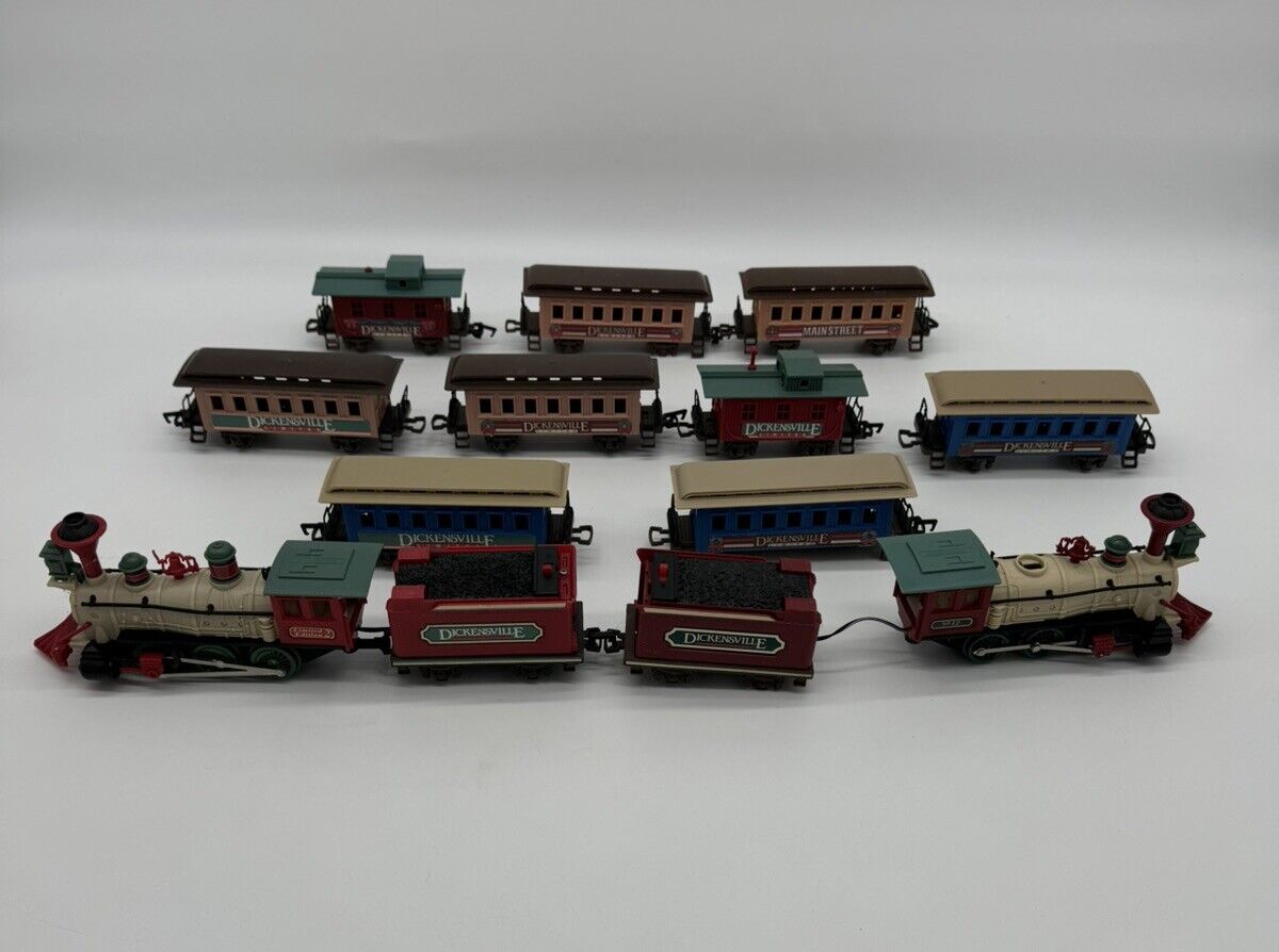 Vintage New Bright Battery Operated Wintersville Express Train - Lot of 11
