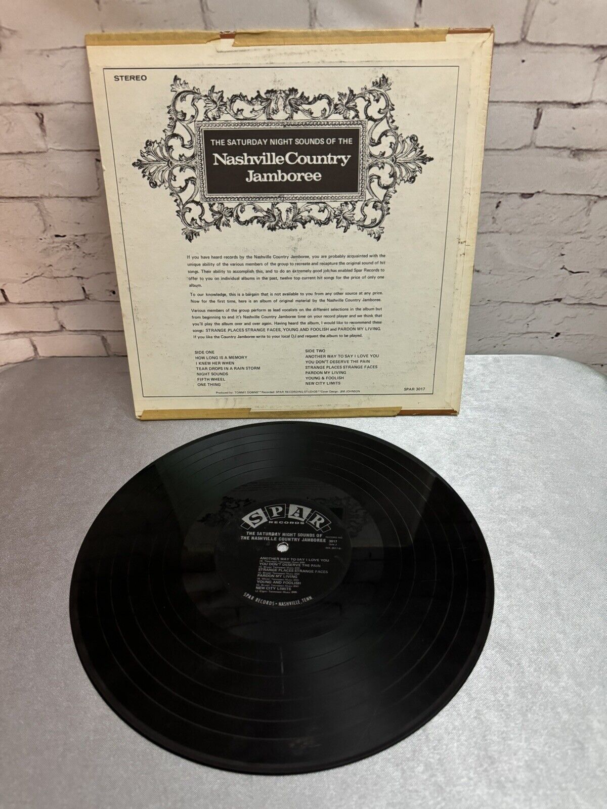 Nashville Country Jamboree : NashvilleS First Country-Rock Group Vintage Vinyl