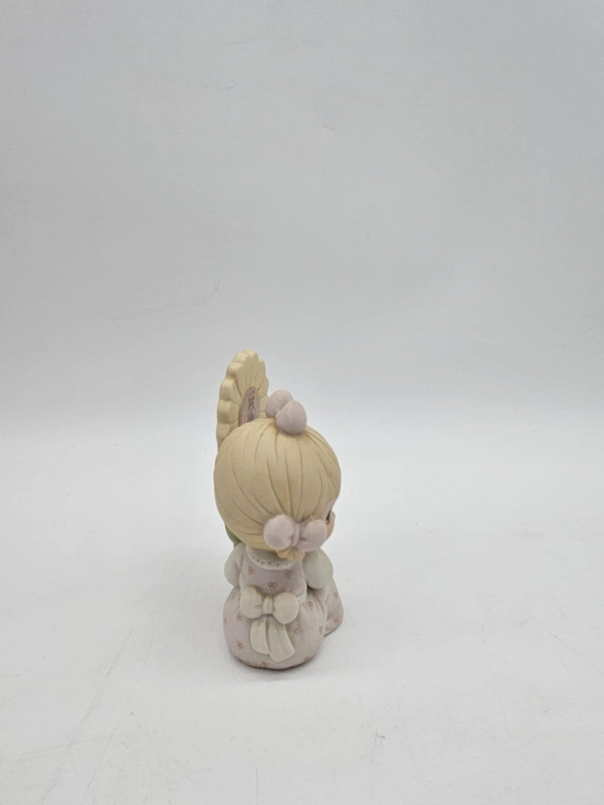 Precious Moments A GROWING LOVE Sunflower Figurine  E-0008