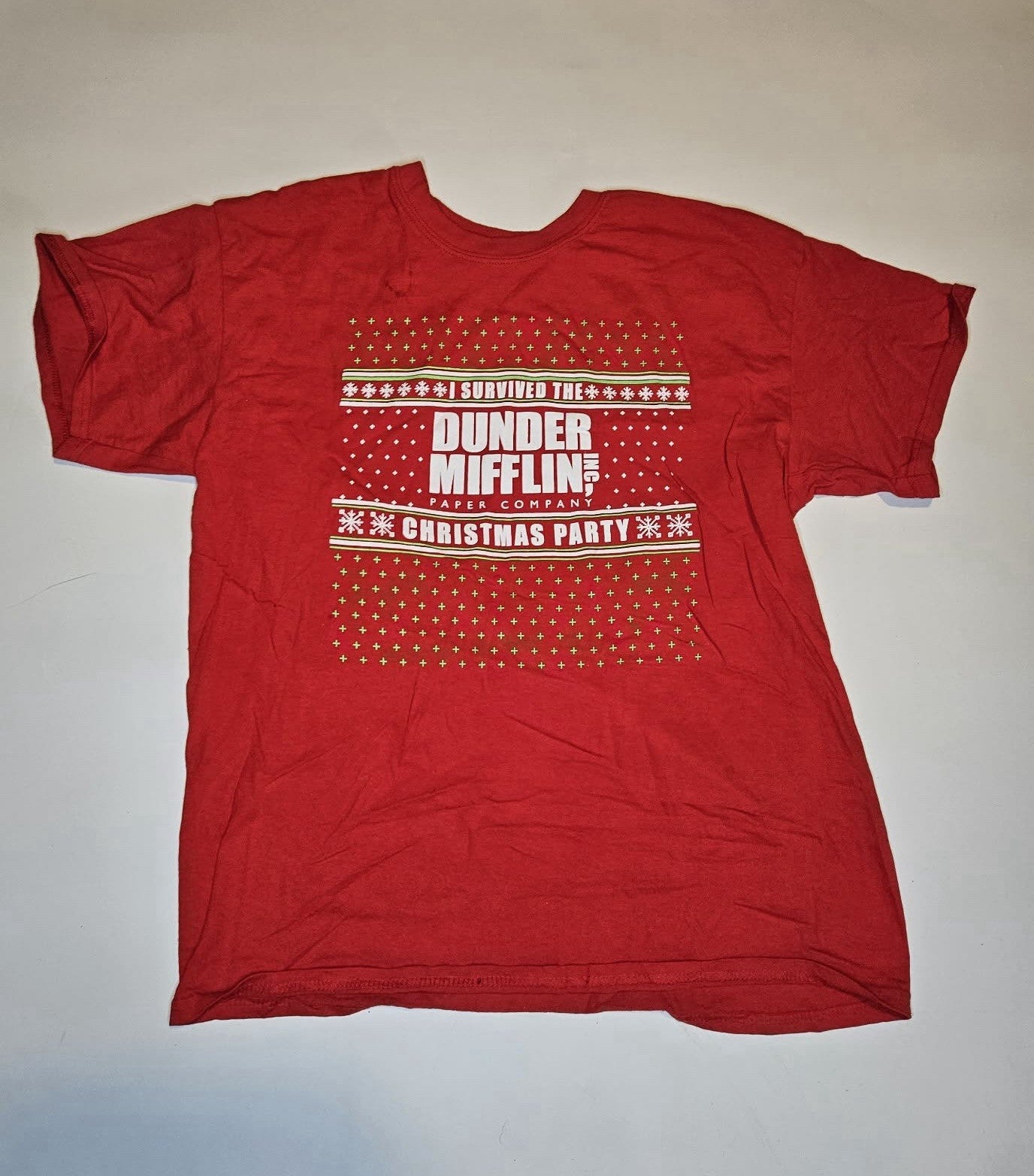 The Office Dunder Mifflin Christmas Party Graphic T-Shirt Red Womens Small