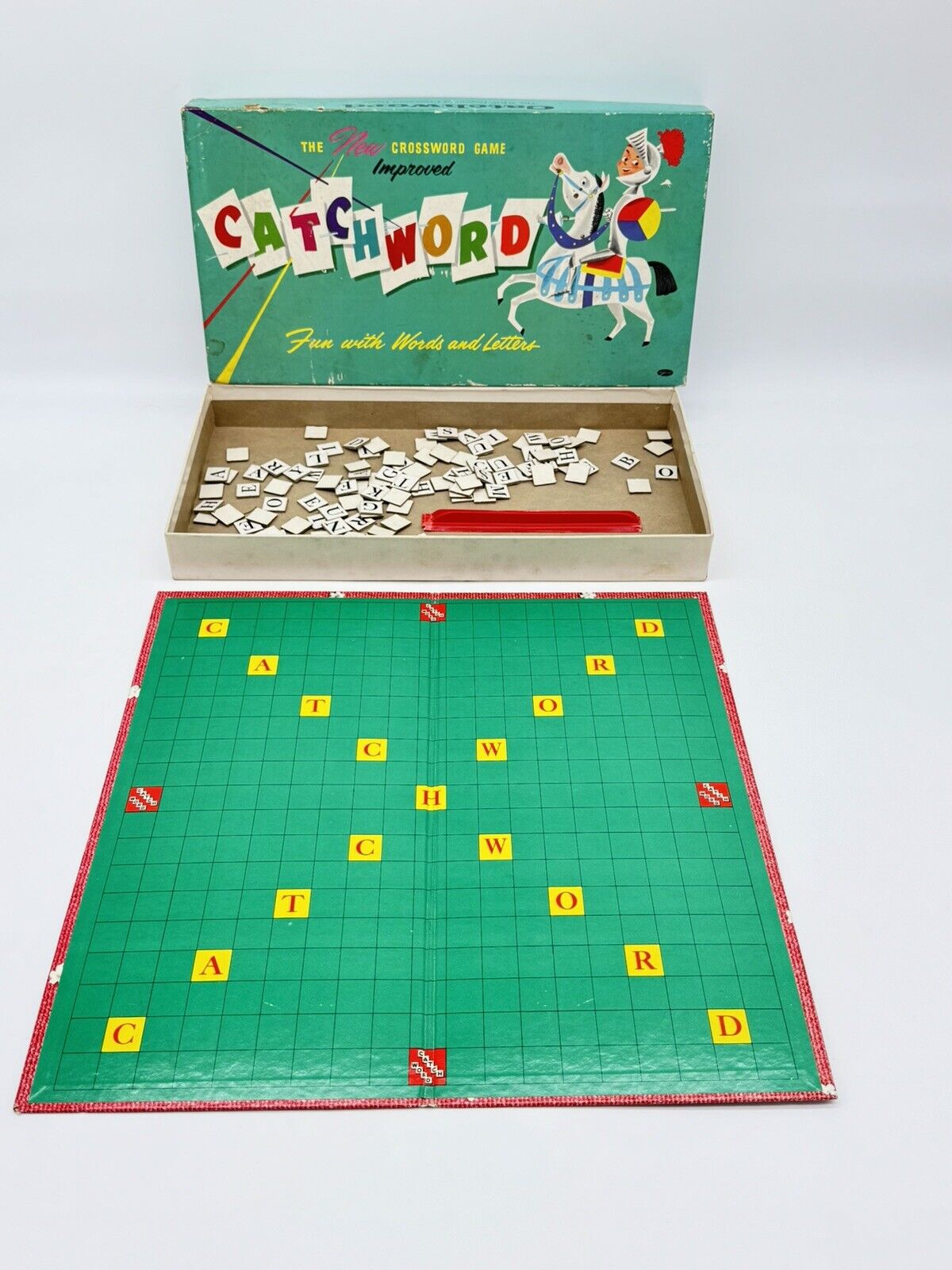 Vintage 1950's Catchword Game , The New Crossword Game