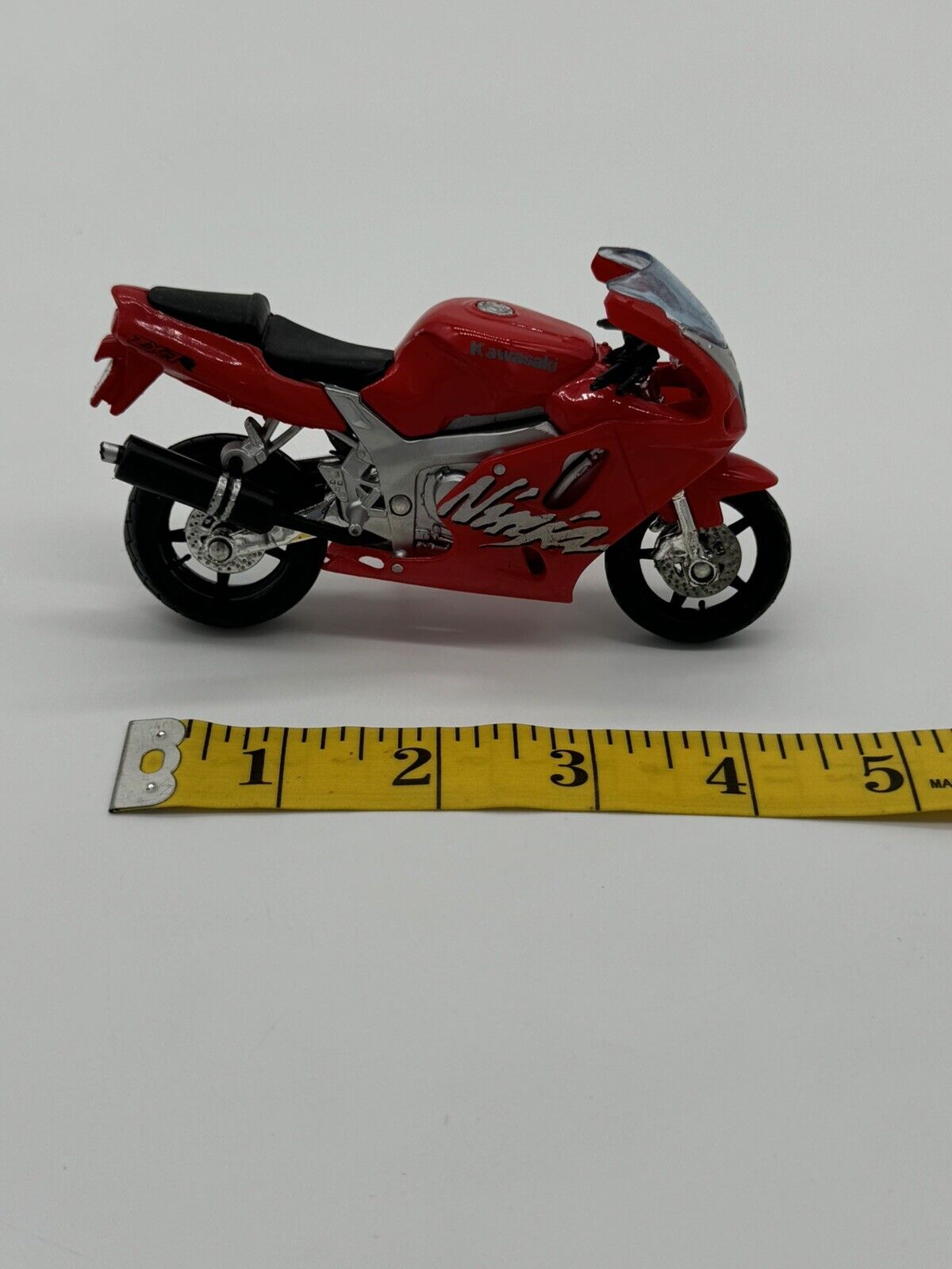Kawasaki Ninja ZX-7R Red, Bburago Motorcycle Model 1:18 006