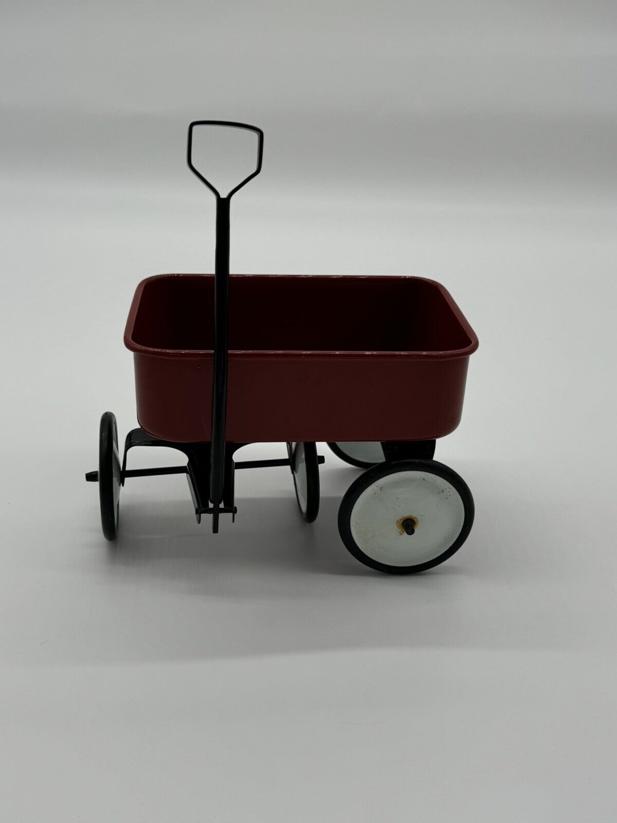 TELEFLORA Little Red Metal Wagon 5” Tall miniature gift collectable toy decor