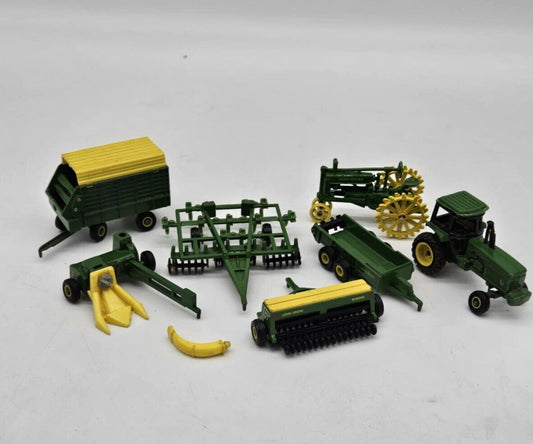 ERTL John Deere Farm Equipment Set 1/64 Scale Lot Of 7