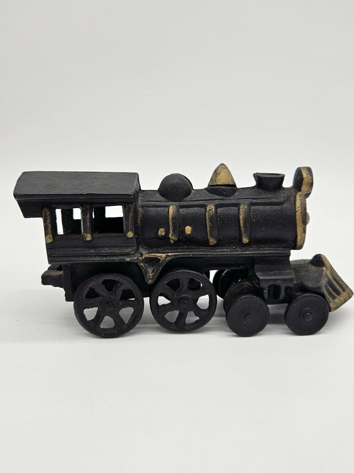 Washington 44 Black Cast Iron Train Locomotive- Collectible FREE SHIPPING