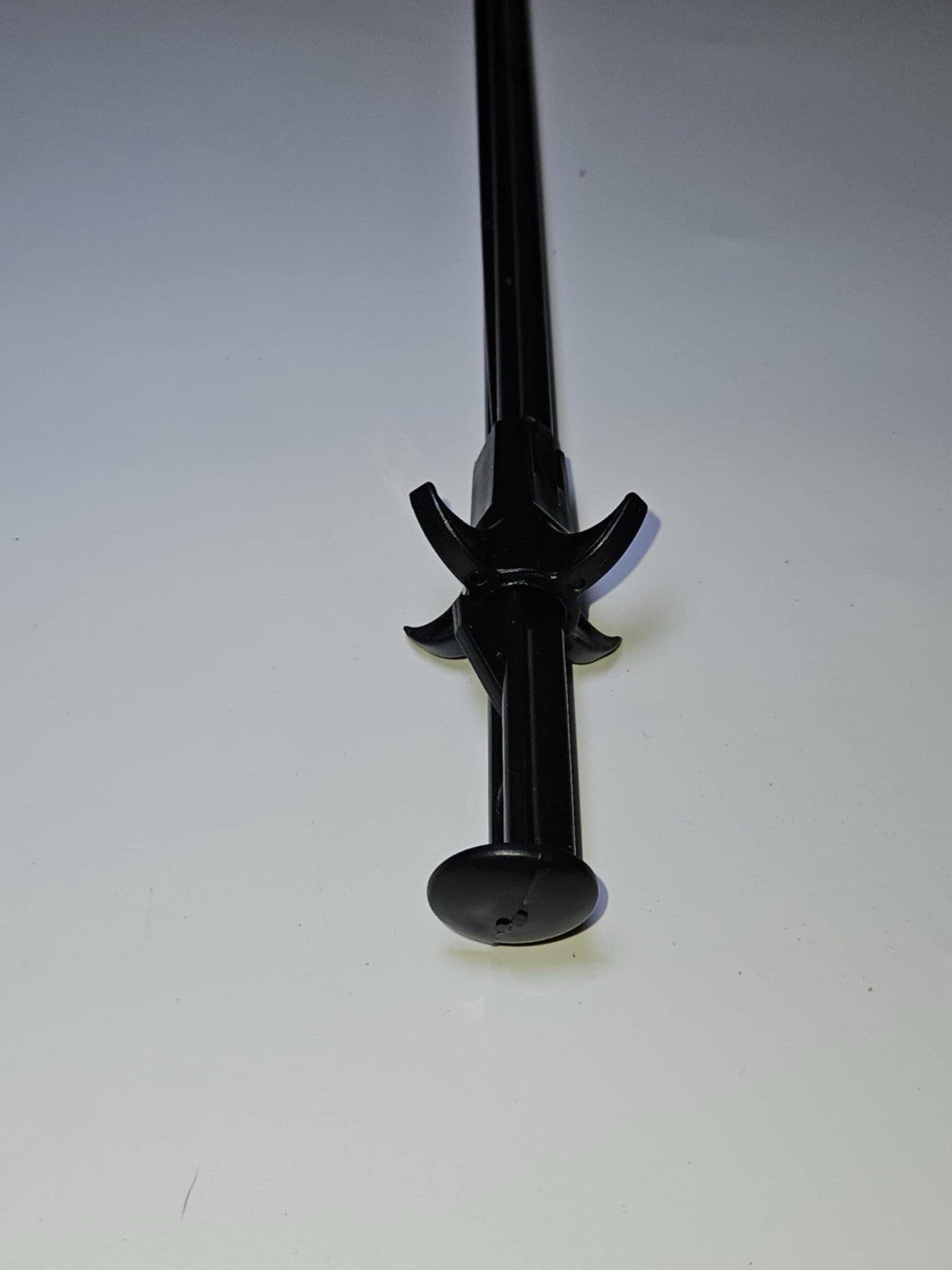 Long 27 Inch Aquarium Tongs - Reef Safe - Clip Plants, Spot Feed Fish & Coral