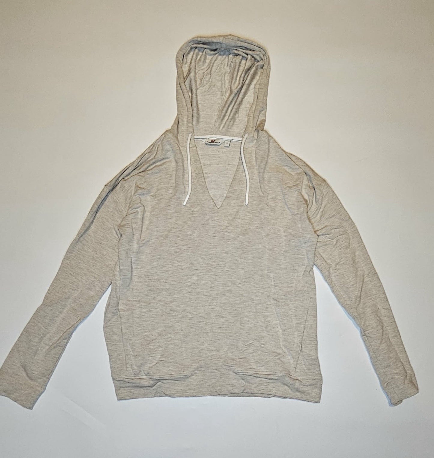 Vineyard Vines Women’s Hoodie Lightweight V-Neck Pullover Beige Size M