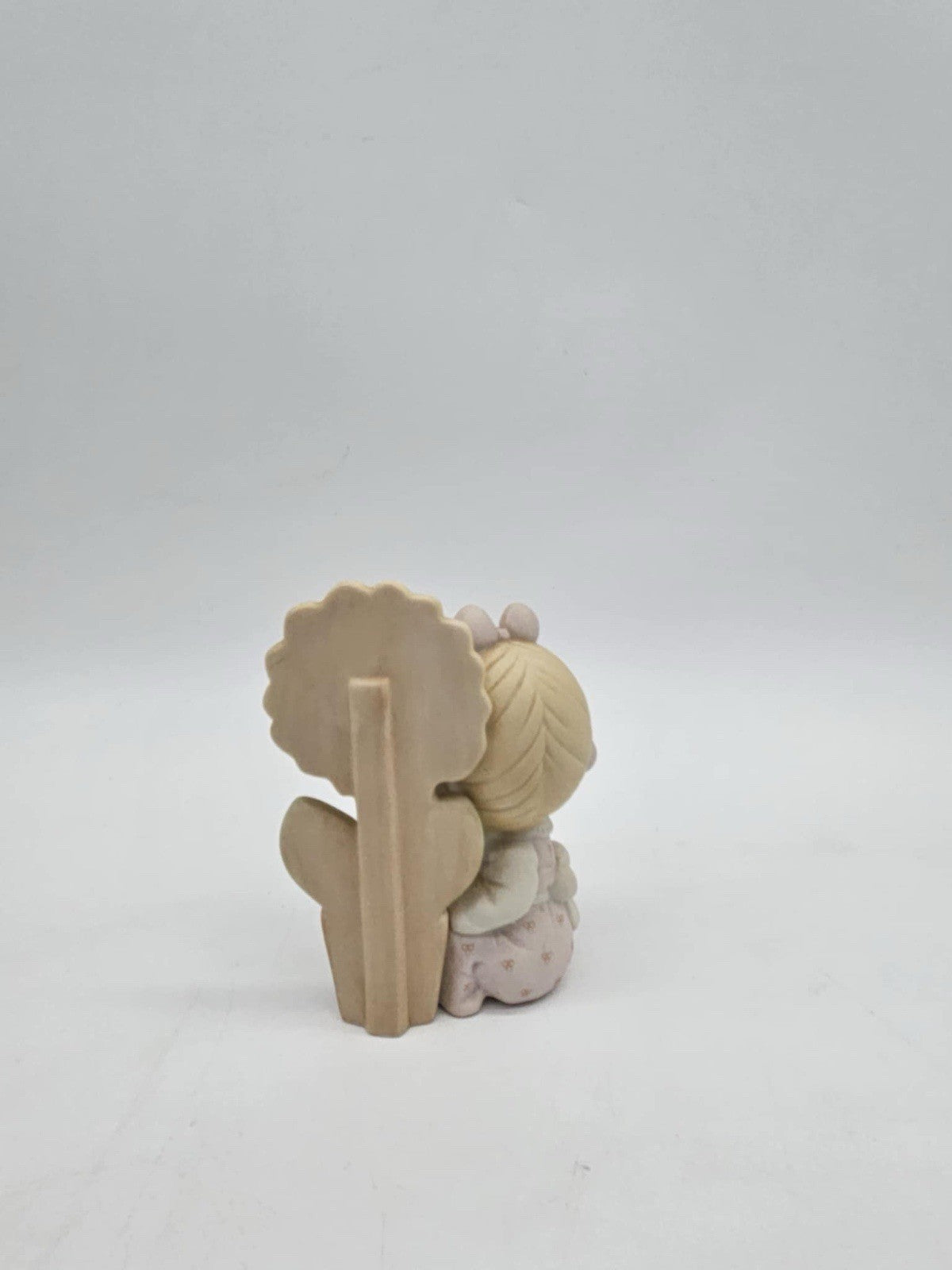 Precious Moments A GROWING LOVE Sunflower Figurine  E-0008
