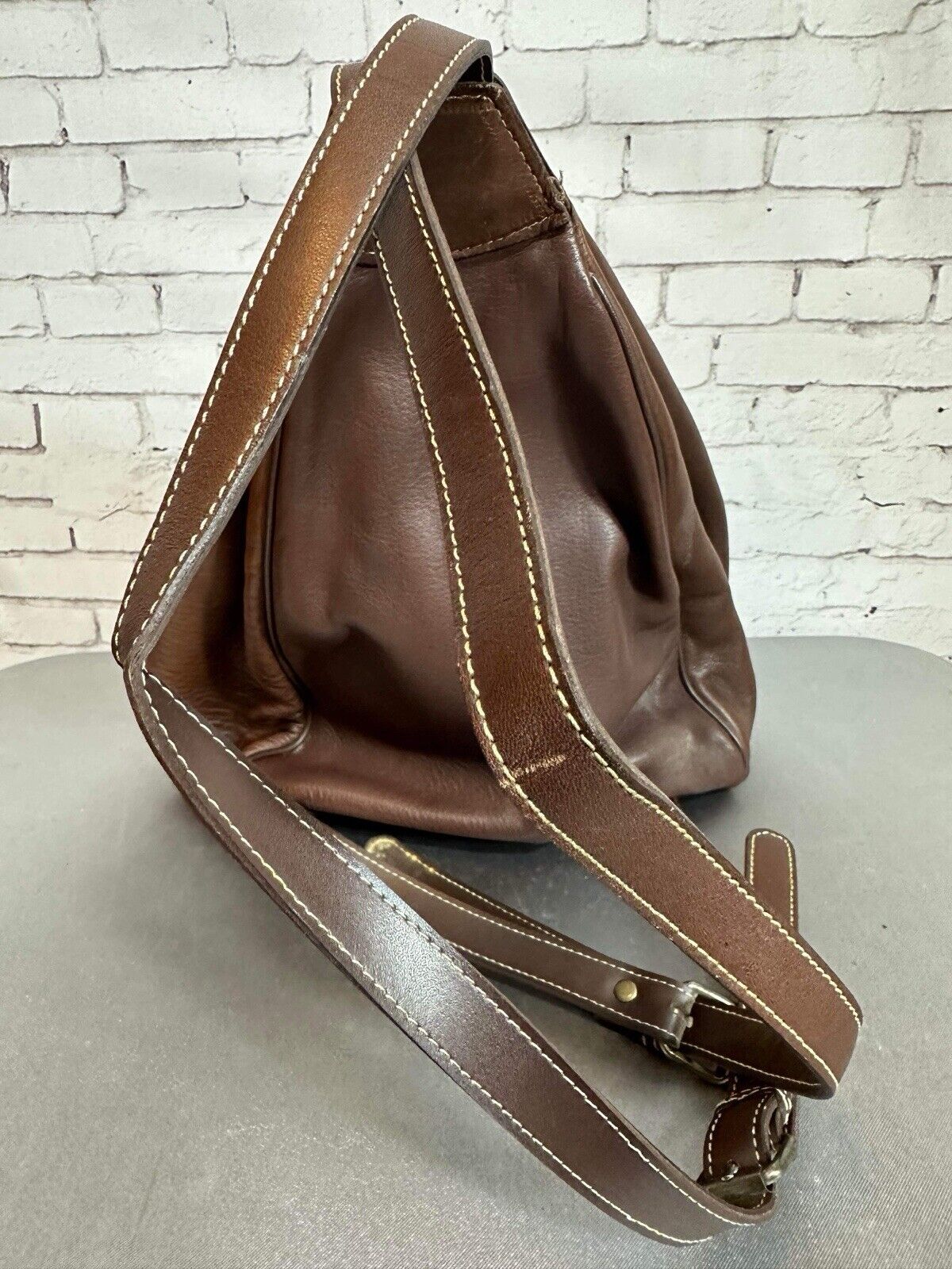 Vintage Gap Dark Chocolate Brown Genuine Leather Backpack 1990s JWL