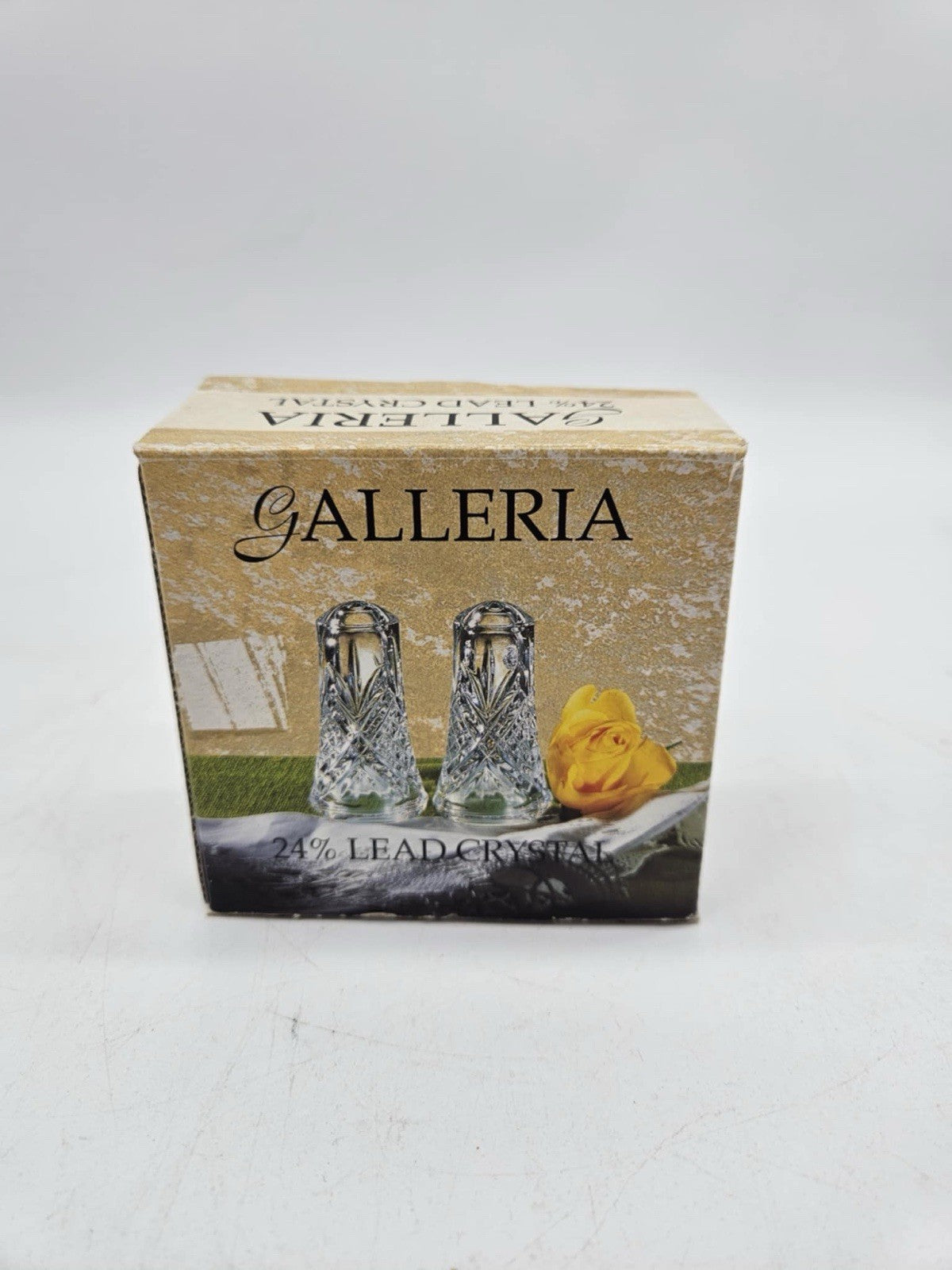 Salt & Pepper Shakers 24 Lead Crystal 3 1/4 x 1 3/4 by: Galleria Made in France