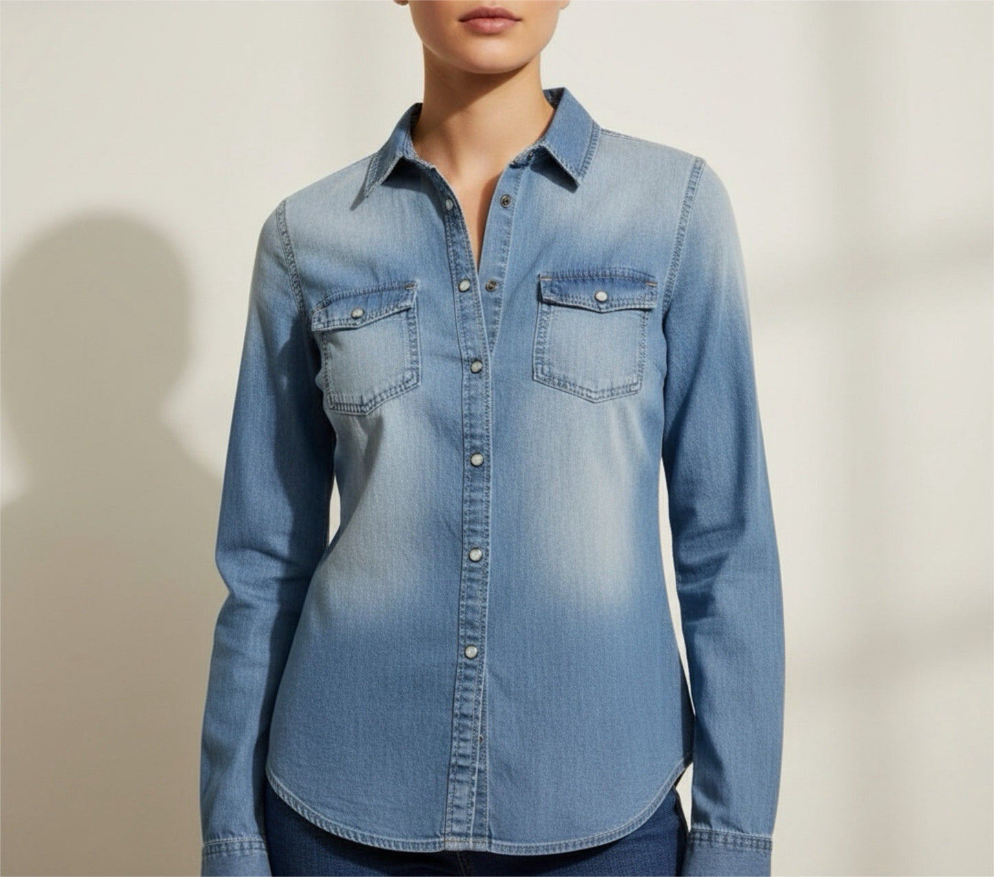 Maurices Women’s Light Wash Denim Button Front Shirt Size M