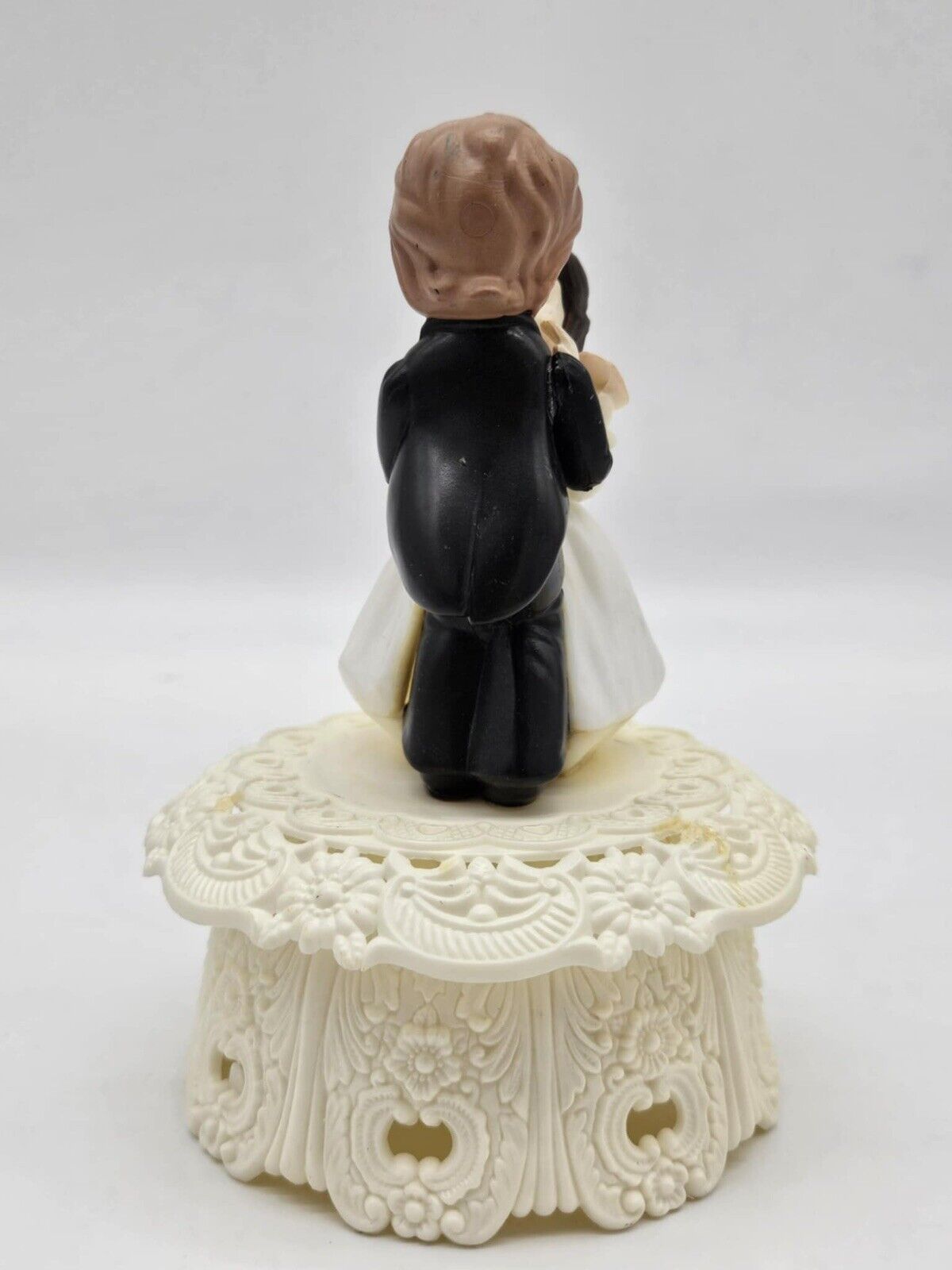 VTG Wilton Bride & Groom First Kiss Wedding Cake Topper 1973