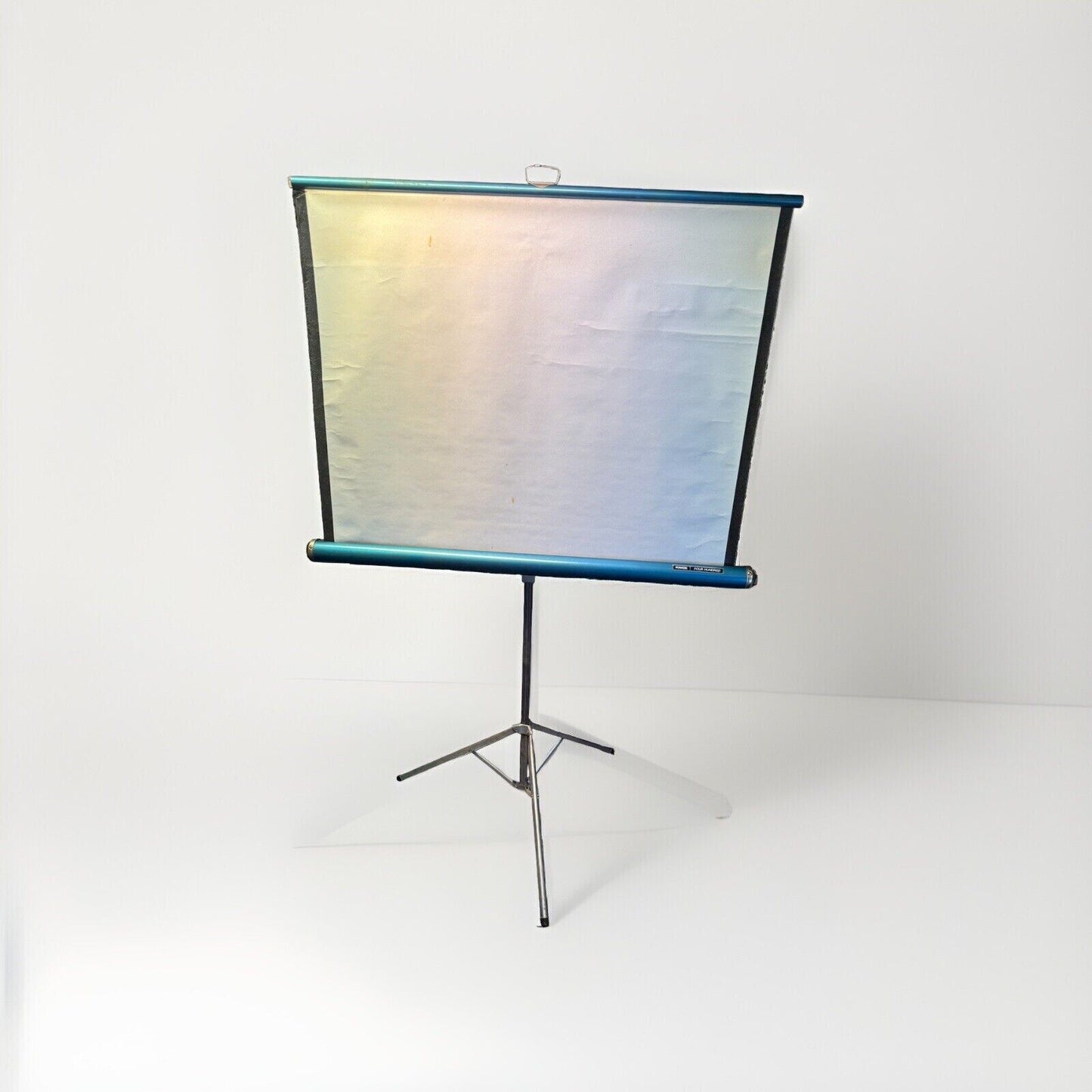 Knox 40"x40" Portable Lenticular Projector Screen Tripod Vintage Blue