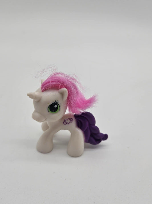 Sweetie Belle My Little Pony Unicorn McDonald's Hasbro 2009 Prize MLP Toy Horse