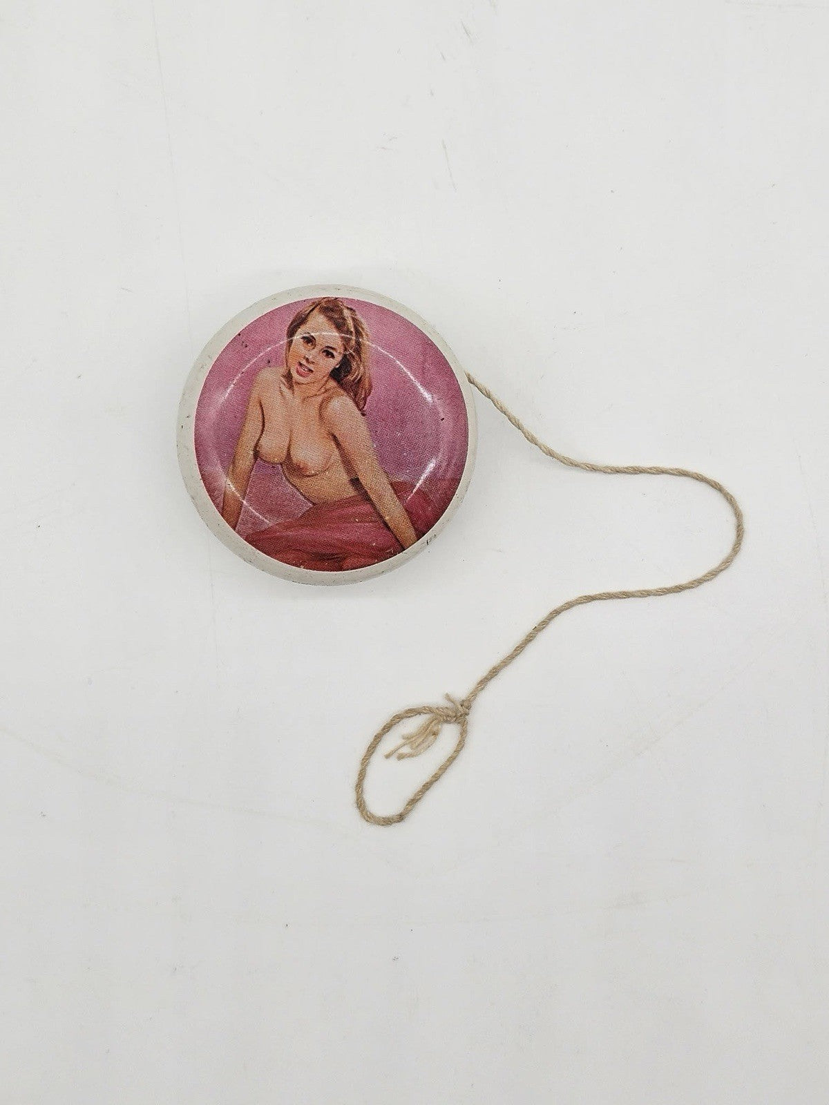 Vintage Risqué Pin Up Girl Yo Yo Novelty Toy ✨RARE✨