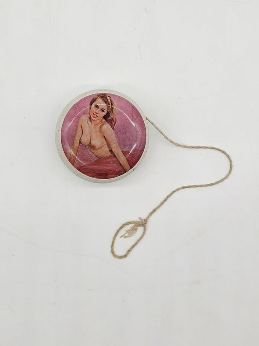Vintage Risqué Pin Up Girl Yo Yo Novelty Toy ✨RARE✨