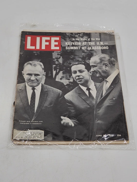 VTG Life Magazine June 30 1967 Alexei Kosygin & Richard Nixon Cover Feature