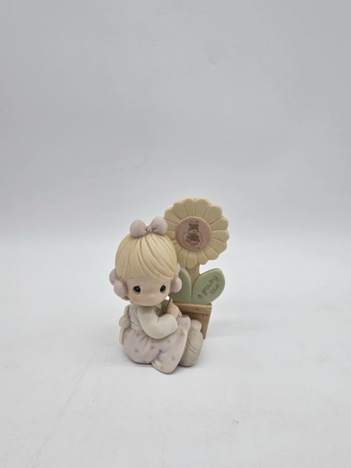 Precious Moments A GROWING LOVE Sunflower Figurine  E-0008