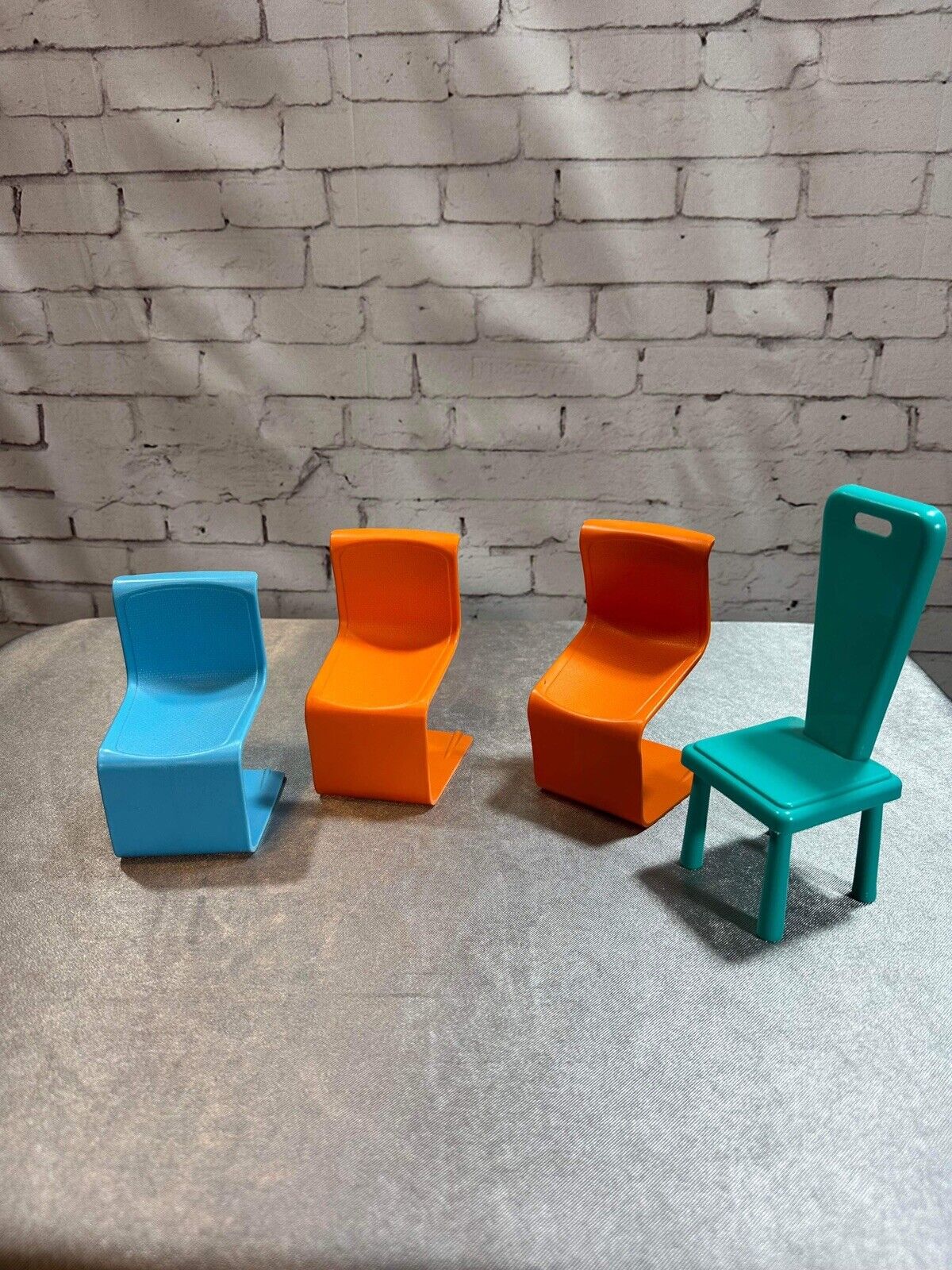 Vintage Huge Lot Barbie 1970s Kitchen, Bedroom, Living room, Salon, & Extras