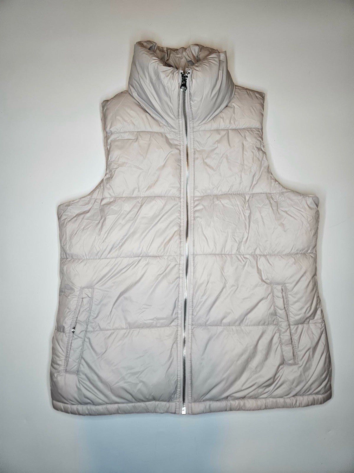 Old Navy Womens Cream Puffer Vest Quilted Zip Front Medium Jacket Coat