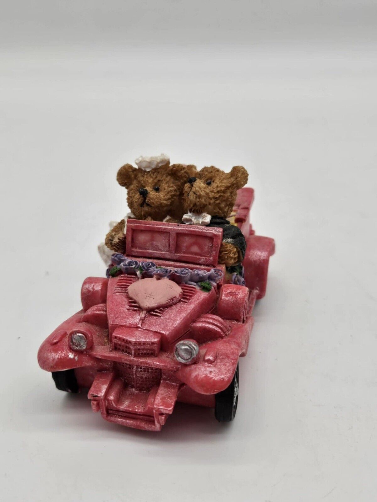 Vintage Just Married Bears in Pink Car