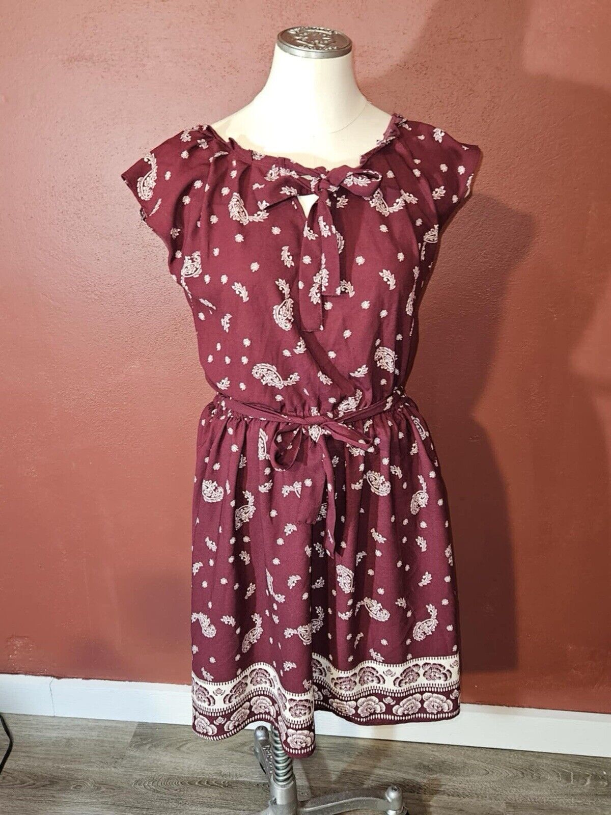 LC Lauren Conrad Women Dress Medium Marrón #0181
