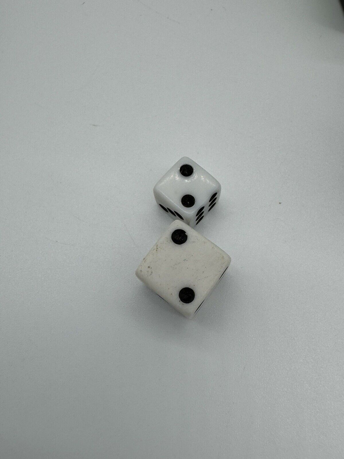 Dice Lot Some Vintage Red Green White Blue Mini Games Engraved King Of New York