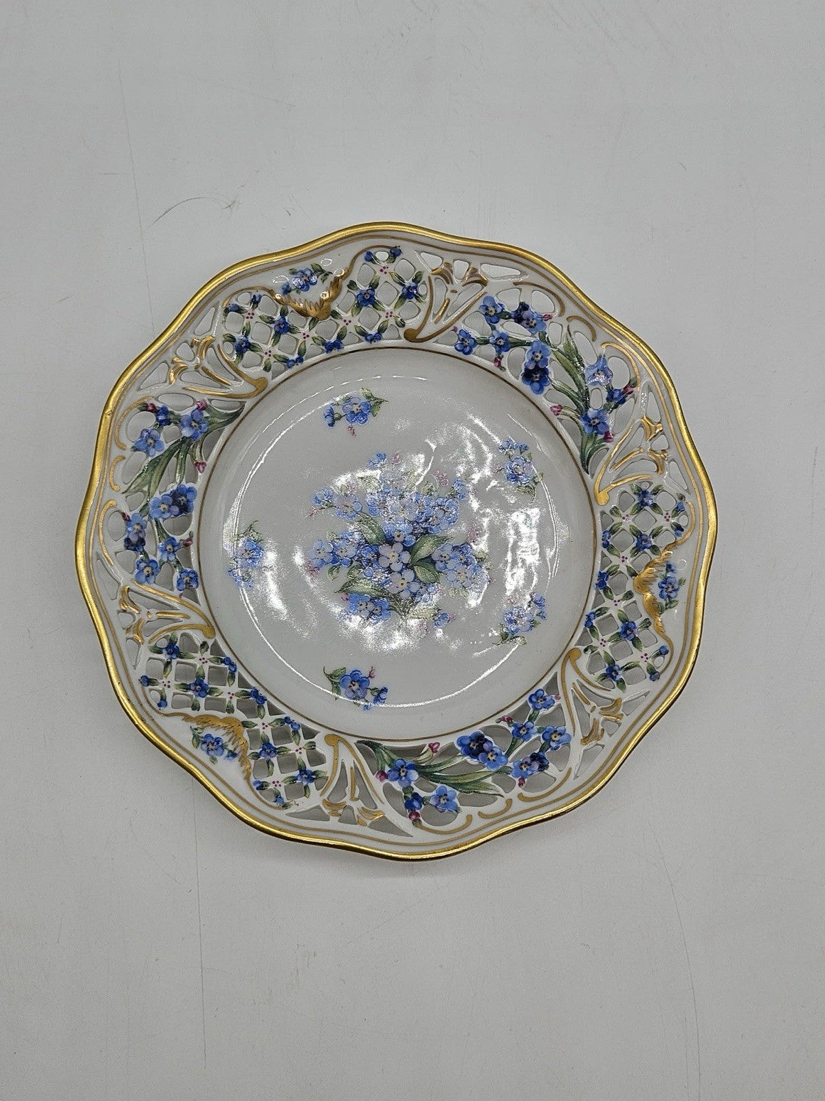 Forget Me Not Blue Flowers Reticulated Plate Schumann Arzberg Chalet 9 in.