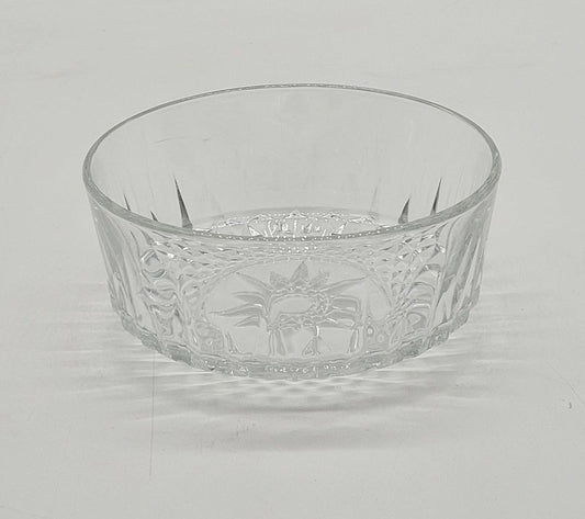 Vintage Arcoroc France Starburst Glass Serving Bowl 7.75" Diamond Pattern