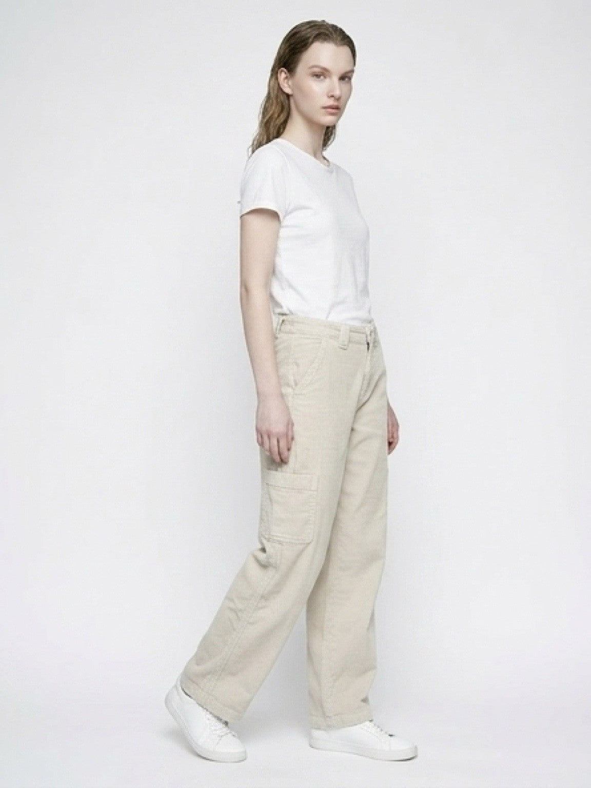 Garage Women’s Beige Cargo Pants Size 0 Wide Leg Utility