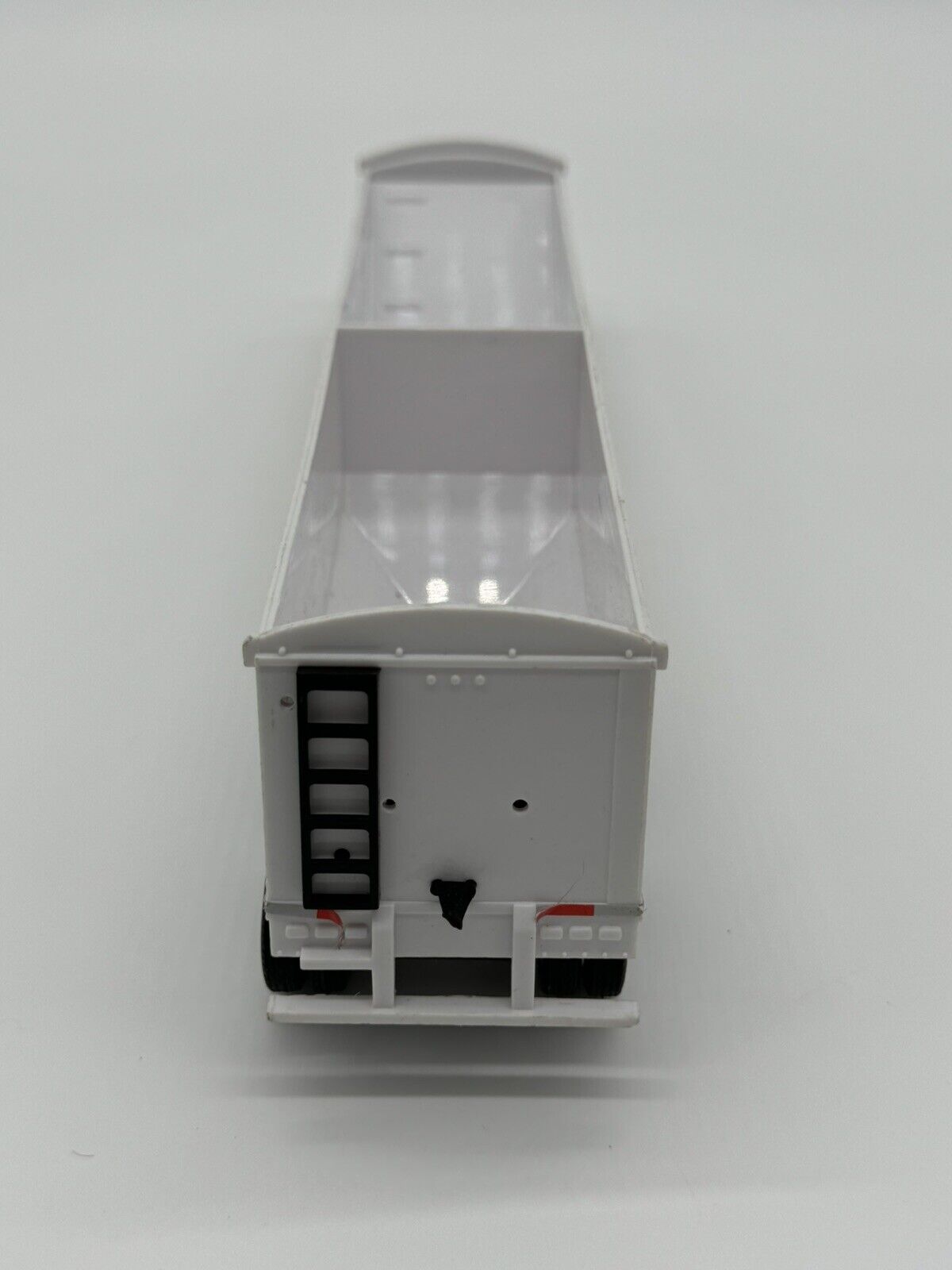 New Ray - Long Hauler Collection - Grain Hauler 1:32 - #102705