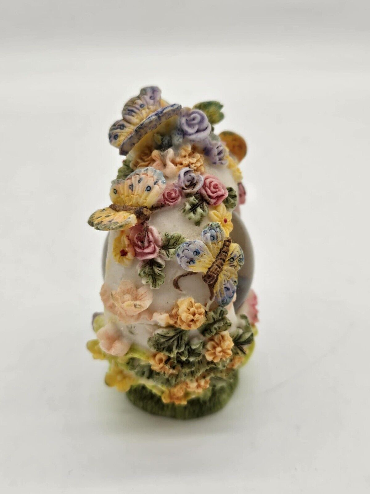 Vintage Butterfly Spring Egg Resin ￼