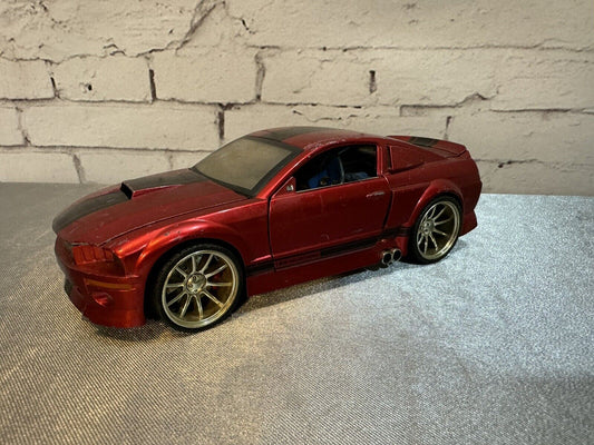 ProMark Ford 2005 Ford Mustang GT Diecast 1:24 005