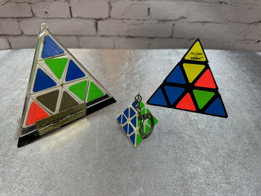 Lot OF 3 VINTAGE PYRAMIX PYRAMID TRIANGLE PUZZLE TOY RUBIK'S CUBES 005