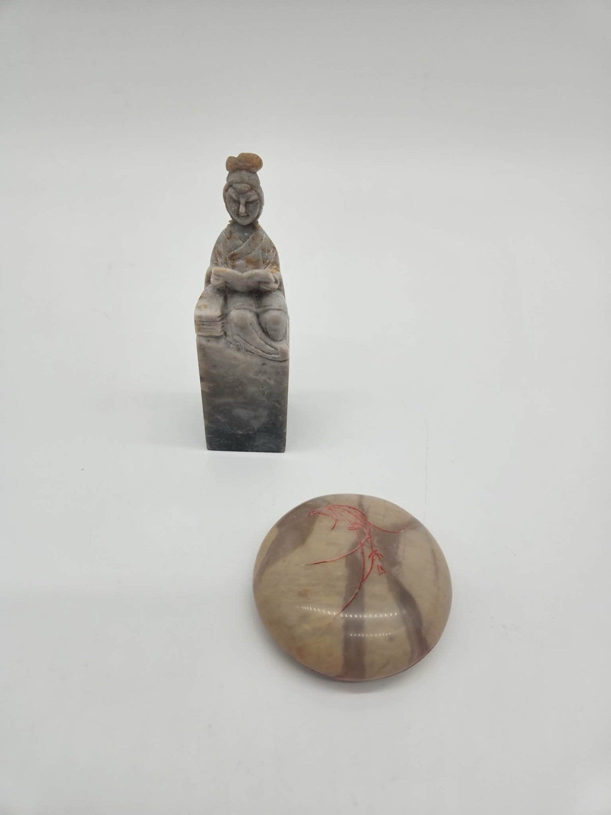 Vintage Shoushan Dragon Seal Stone with Red Ink Paste in Stone Container