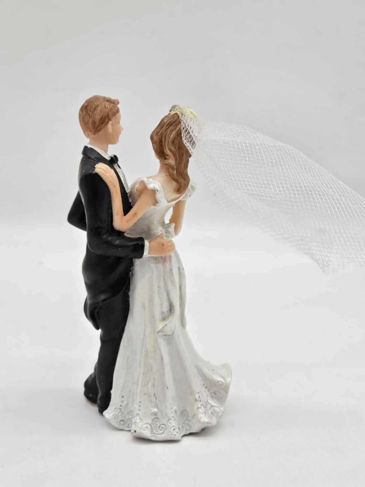 Vintage Romantic Groom Bride Resin Figurine Cake Topper Wedding