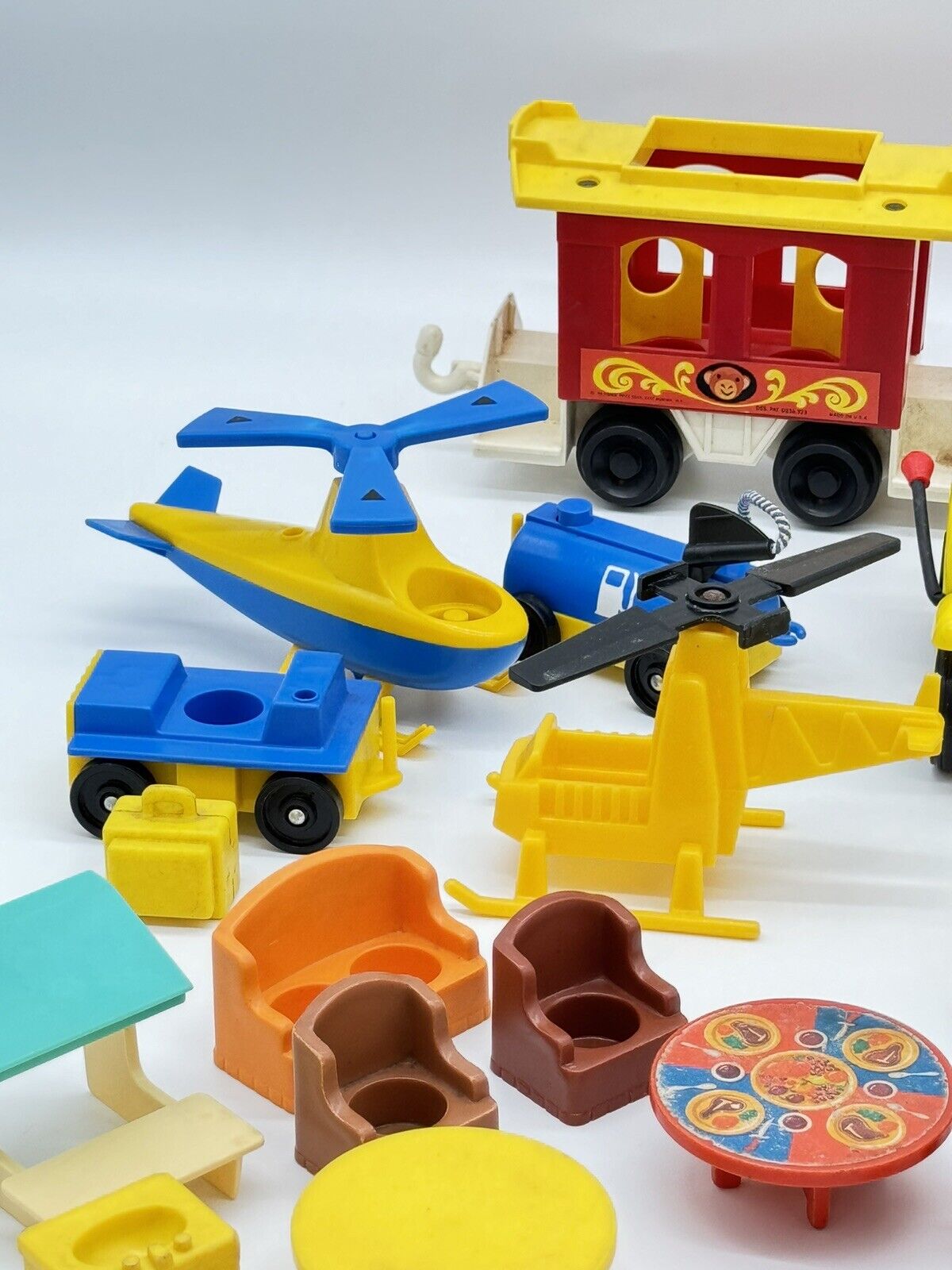 Huge Lot Of Vintage Fisher Price Little People Furniture, Cars, Trains, Ect