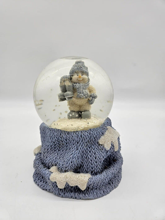 Vintage 2000 Encore Snow Buddies Skatin' Waterball Globe 94840 5.75"x4.75"x4.5"